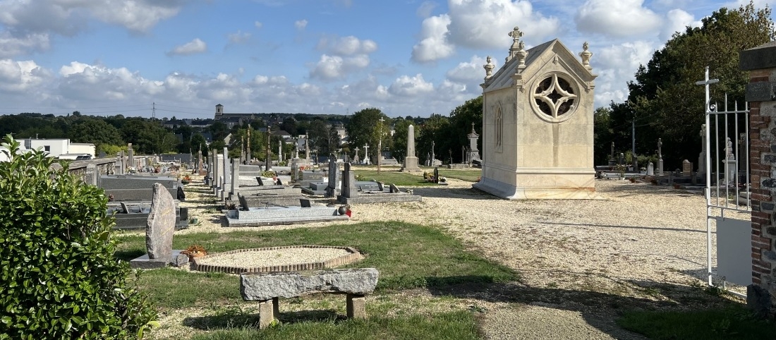 Entr&eacute;e Sud du cimeti&egrave;re